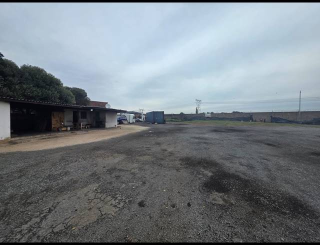 6,000M² INDUSTRIAL YARD TO LET IN ALRODE SOUTH